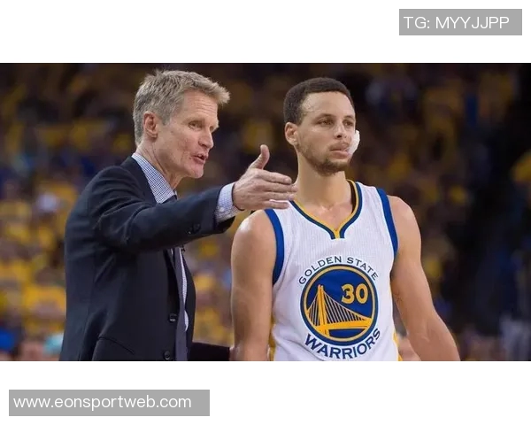 科尔感激库里和巴特勒的场边支持这对年轻球员成长至关重要 科尔感激库里和巴特勒的场边支持这对年轻球员成长至关重要