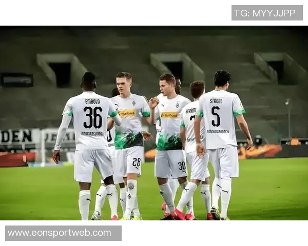 拜仁大巴遇交通堵塞对阵门兴比赛或将延迟十五分钟开球 拜仁大巴遇交通堵塞对阵门兴比赛或将延迟十五分钟开球